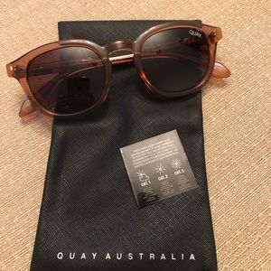 Quay Australia Polarized Walk On Sunglasses 126